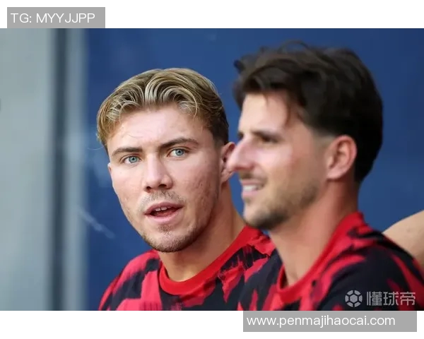 八卦爆料:那不勒斯被曝与明星传出绯闻