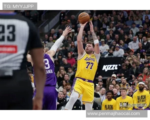 东契奇赛后采访爆金句，引全场大笑